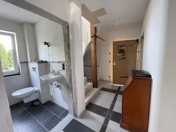 Immobilie in Lützen - Im Jahr 2018 erbautes Einfamilienhaus - 5 Zimmer - 1000 m² Grundstück für Ihre Familie - Bild 3