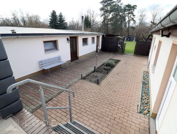 Immobilie in Sallgast - Wald vor der Tür: Sanierte DHH mit Garten, Terrasse und Nebengebäude - Bild 2