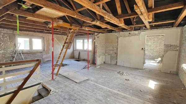 Immobilie in Oldenburg - Ihr Zuhause, Ihre Ideen, Ihr Projekt -
Freistehendes Einfamilienhaus in bester Lage zur Sanierung - Bild 4