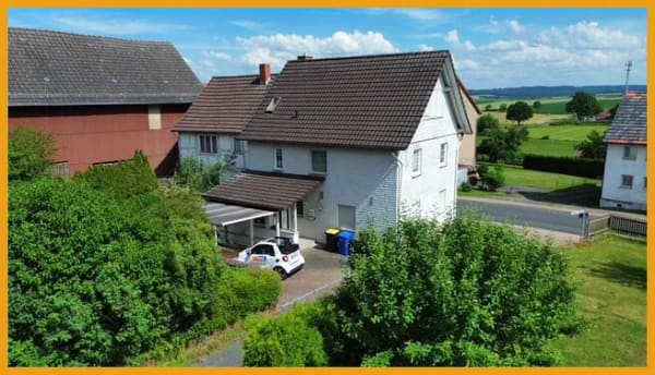 Immobilie in Willingshausen - GARTEN, WOHNHAUS Bj.1993 UND MEHR!
KEINE KÄUFERPROVISION! - Bild 0