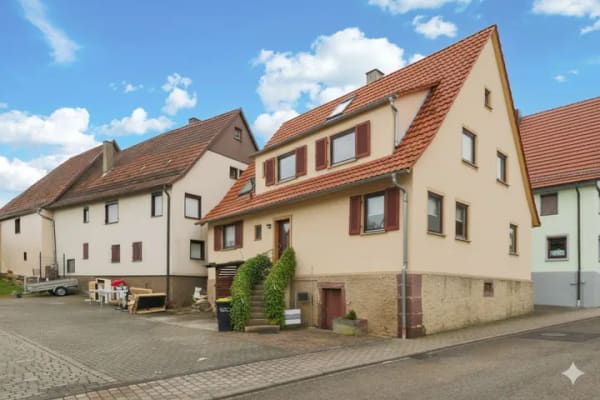 Immobilie in Neuhausen - Ein Haus mit Geschichte und Zukunft – Viel Raum zur individuellen Entfaltung - Bild 2