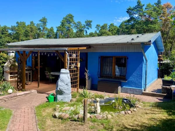 Immobilie in Gommern - Gepflegter Bungalow mit Finnhütte, Jacuzzi, zwei Terrassen & idyllischem Garten - Pachtgrundstück - Bild 0