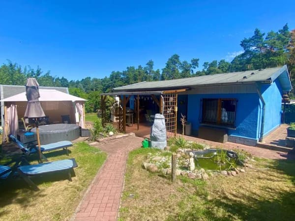 Immobilie in Gommern - Gepflegter Bungalow mit Finnhütte, Jacuzzi, zwei Terrassen & idyllischem Garten - Pachtgrundstück - Bild 3