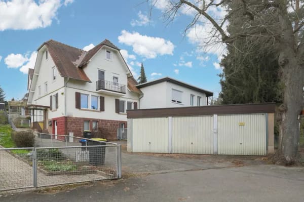 Immobilie in Birkenfeld - Liebevoll renoviertes 2-Familienhaus im Herzen von Birkenfeld - ruhig und zentral! - Bild 2