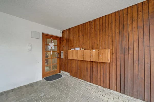 Immobilie in Schwaigern - Bieterverfahren: Gepflegte 3-Zimmer-Wohnung im 1. Obergeschoss – ideal zum Einziehen oder Vermieten - Bild 1