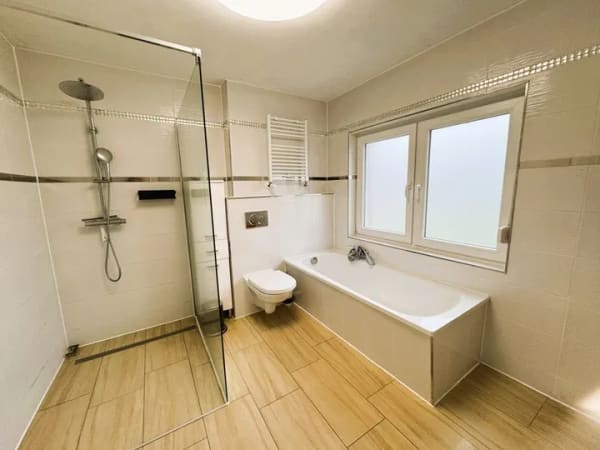 Immobilie in Braunlage - Zweifamilienhaus mit viel Platz und Potenzial zur Neugestaltung - Bild 4