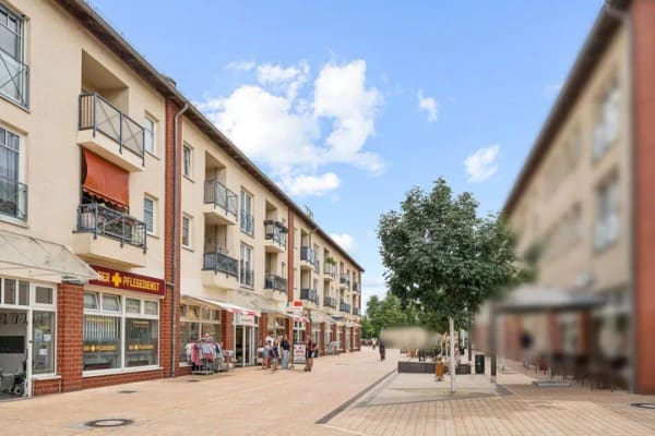 Immobilie in Velten - 4 % Rendite - vermietete 2-Zimmer-Wohnung mit Stellplatz in zentraler Lage von Velten - Bild 1