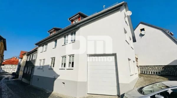 Immobilie in Dingelstädt - Teilsaniertes EFH in zentraler Lage mit 2 Garagen - Bild 1