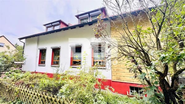 Immobilie in Steinheim - Modernisiertes Einfamilienhaus auf riesigem Grundstück mit Carport und Nebengebäude - Bild 1