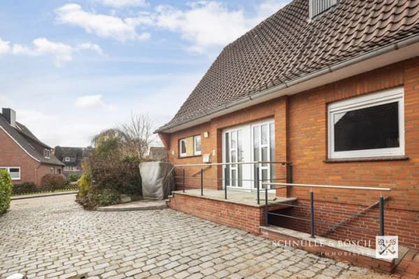 Immobilie in Dollern - Großzügiges Einfamilienhaus in Dollern - Bild 2