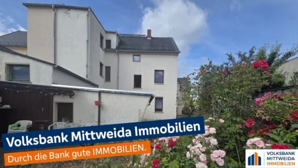 Immobilie in Limbach-Oberfrohna - Charmante Doppelhaushälfte mit Potenzial in Limbach-Oberfrohna! - Bild 0