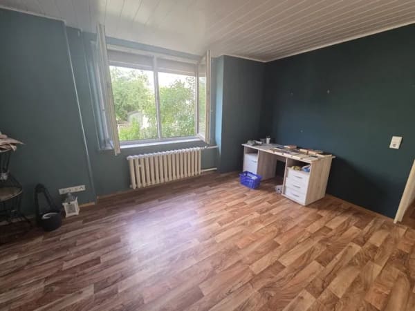 Immobilie in Limbach-Oberfrohna - Charmante Doppelhaushälfte mit Potenzial in Limbach-Oberfrohna! - Bild 1