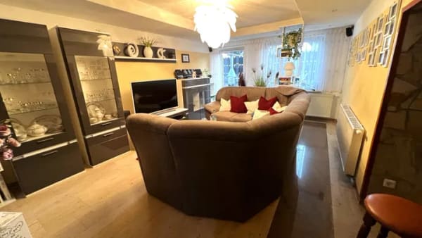 Immobilie in Geithain - Exklusive Poollandschaft und großzügiges Einfamilienhaus – Ihr neues Zuhause zum Wohlfühlen - Bild 4