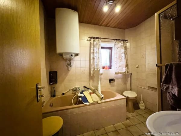 Immobilie in Waldershof - Historischer Charme trifft neue Möglichkeiten – Ihr zukünftiges Zuhause mit Potenzial in Waldershof - Bild 4