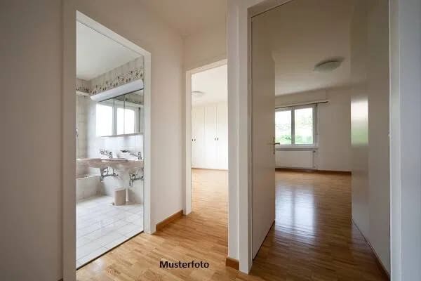 Immobilie in Großenhain - 4-Zimmer-Wohnung zur Kapitalanlage - Bild 0