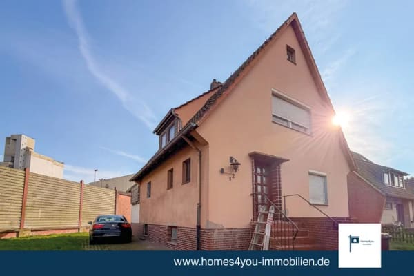 Immobilie in Brake - Einfamilienhaus mit Potenzial - Brake Unterweser - Bild 0