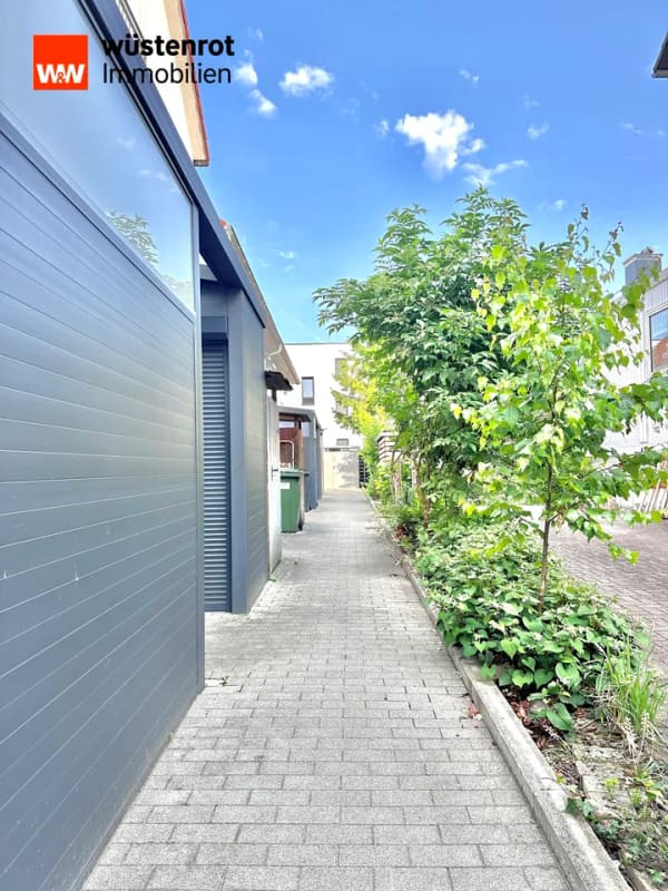 Immobilie in Karlsdorf-Neuthard - Neuwertiges Reihenmittelhaus in top Lage ! - Bild 2