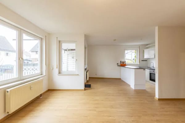 Immobilie in Nufringen - Erdgeschosswohnung mit Terrasse, TG-Stellplatz und EBK - Bild 3