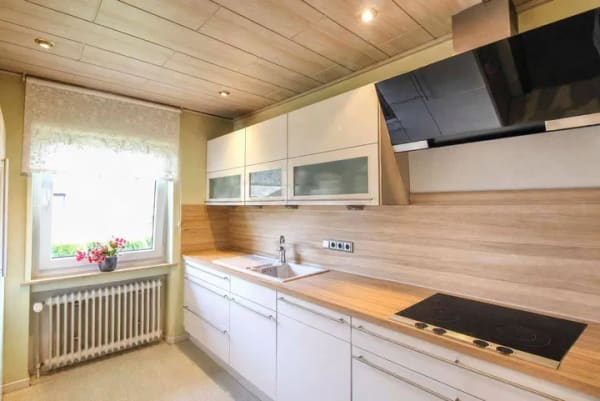 Immobilie in Burgwald - Wohnen auf einer Ebene - Exklusiver Bungalow mit Platz für die ganze Familien - Bild 4