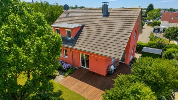 Immobilie in Hohberg - Licht. Raum. Lebensqualität. – Exklusives Wohnhaus mit Einliegerwohnung in Hofweier - Bild 1