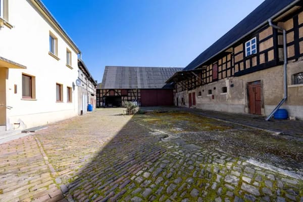 Immobilie in Elsteraue - Dreiseitenhof mit Charme ! Authentisch, großzügig, wandlungsfähig – ein Ort für IHRE Visionen ! - Bild 2