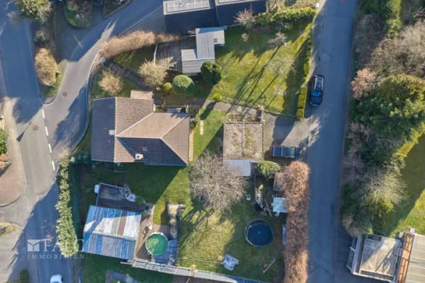 Immobilie in Forst (Eifel) - Ein Traum für die ganze Familie, ländlich ruhig und doch zentral - Bild 2