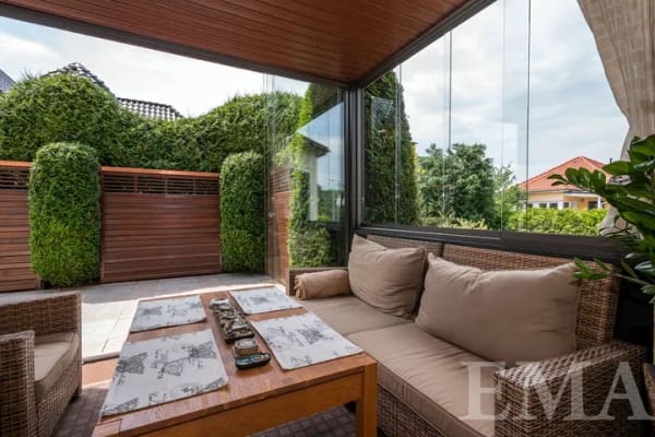 Immobilie in Falkensee - Luxus-Einfamilienhaus am Berliner Stadtrand - Bild 2