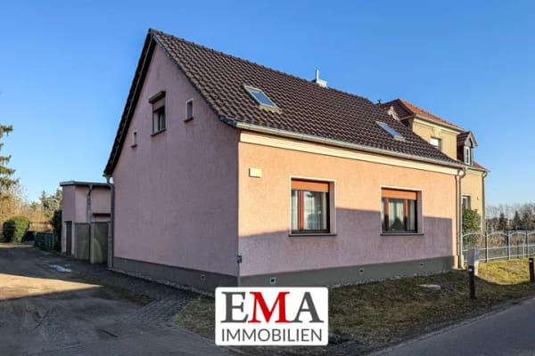 Immobilie in Dallgow-Döberitz - Gemütliches Einfamilienhaus mit Nebengebäude auf kleinem Hofgrundstück - Bild 0
