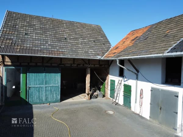 Immobilie in Bornheim - Ein Zuhause für Generationen – Zwei Häuser mit vielfältigen Möglichkeiten - Bild 1