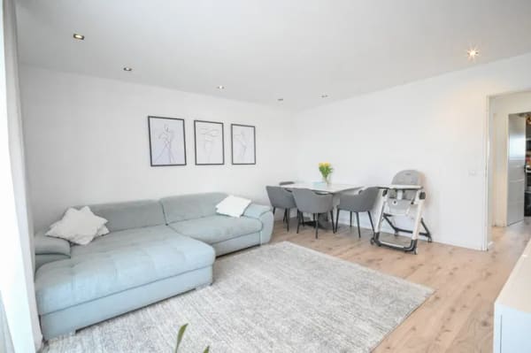 Immobilie in Münster (Hessen) - DIETZ: Gepflegte 3-Zimmerwohnung im 2.OG mit Balkon und PKW-Stellplatz in Münster! - Bild 2