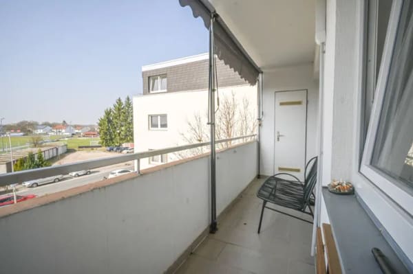 Immobilie in Münster (Hessen) - DIETZ: Gepflegte 3-Zimmerwohnung im 2.OG mit Balkon und PKW-Stellplatz in Münster! - Bild 4