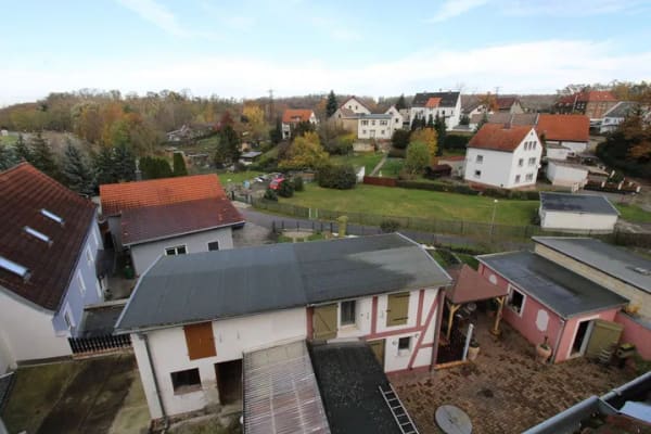 Immobilie in Teuchern - Günstig kaufen, individuell gestalten: Doppelhaushälfte zum Selbstrenovieren - Bild 4