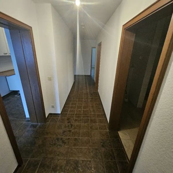 Immobilie in Johannesberg - Frühlingsgefühle in Johannesberg - Eigenheim mit Wintergarten, Einliegerwohnung und Gewerbeeinheit - Bild 1