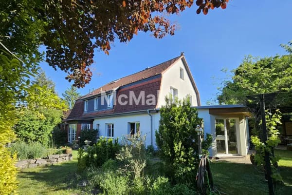 Immobilie in Oberkrämer - Großzügiges Familienanwesen mit Einliegerwohnung (Mehrgenerationshaus) auf über 1.857 m² Grundstück - Bild 0