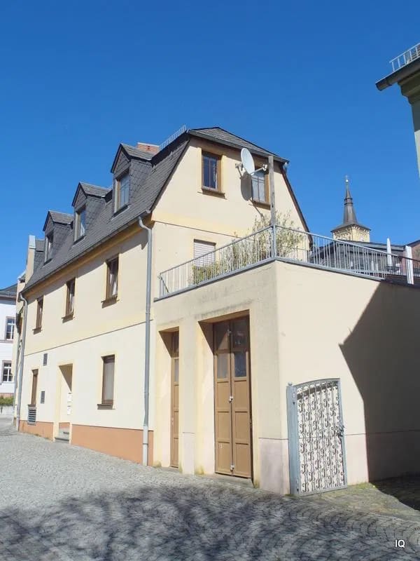 Immobilie in Hartha - *Wohnen und Arbeiten unter einem Dach* Hübsches Stadthaus mit Dachterrasse sucht kreative Bewohner - Bild 1