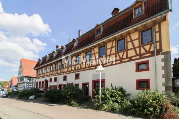 Immobilie in Vöhringen - 2-Zimmer-Wohnung im 1. Stock mit Stellplatz im Herzen von Vöhringen - Bild 0