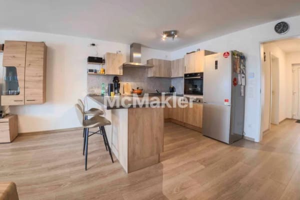 Immobilie in Freystadt - Neuwertige barrierefreie 3-Zimmer-Wohnung mit Balkon und 2 Stellplätzen in Freystadt - Bild 1