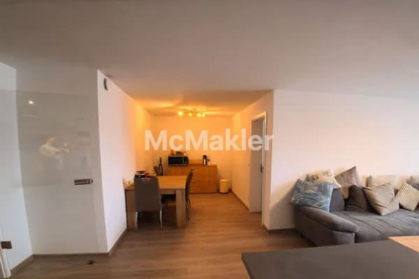 Immobilie in Freystadt - Neuwertige barrierefreie 3-Zimmer-Wohnung mit Balkon und 2 Stellplätzen in Freystadt - Bild 4