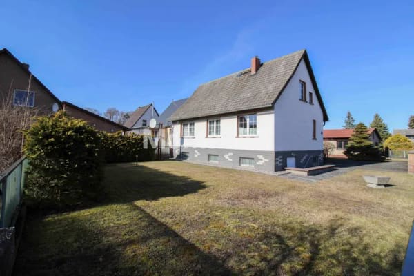 Immobilie in Ueckermünde - Ihr neues Zuhause nahe Stettiner Haff - Einfamilienhaus mit Nebengelass und ruhigem Garten - Bild 2