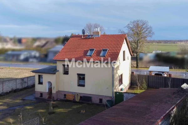 Immobilie in Liebenwalde - Modernisiertes 5-Zimmer-Einfamilienhaus mit Garten, Garage und Carport in Liebenwalde - Bild 0