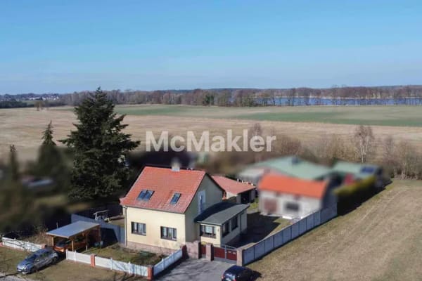 Immobilie in Liebenwalde - Modernisiertes 5-Zimmer-Einfamilienhaus mit Garten, Garage und Carport in Liebenwalde - Bild 2