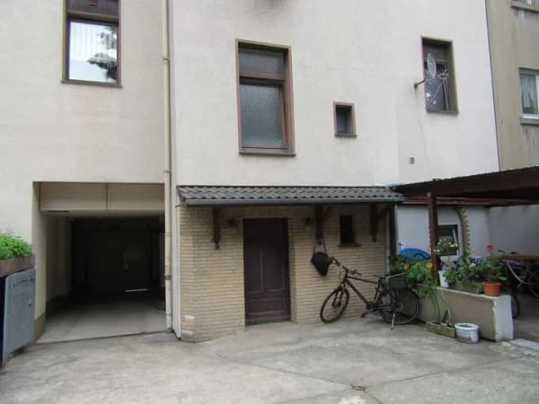 Immobilie in Essen - Attraktive Kapitalanlage mit 4 Wohneinheiten und zusätzlichem Apartment und Hofgebäude - Bild 2