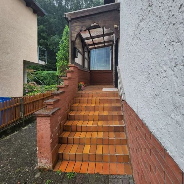 Immobilie in Obernheim-Kirchenarnbach - Freistehendes Einfamilienhaus in Obernheim-Kirchenarnbach – Ihr neues Zuhause mit Garten wartet - Bild 4