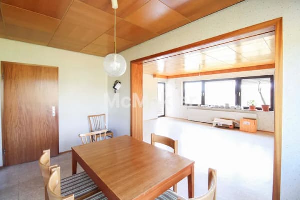 Immobilie in Wohratal - Ruhe, Natur und viele Möglichkeiten – Großzügiges Familienhaus mit sonnigem Eckgrundstück - Bild 4