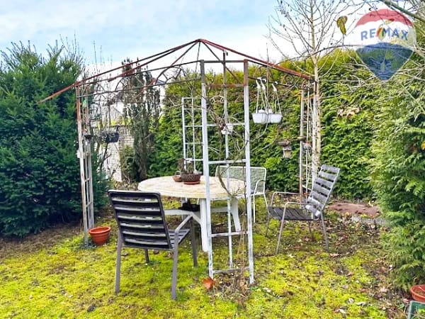 Immobilie in Runkel - GROSSZÜGIGES EIN-/ZWEIFAMILIENHAUS IN RUNKEL MIT GARAGE UND POTENTIAL - Bild 4