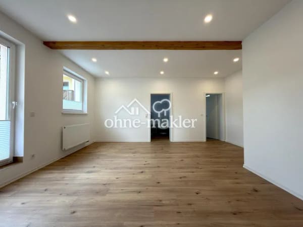 Immobilie in Igensdorf - Hochwertiges, kernsaniertes, bezugsfertiges Zweifamilienhaus – Energieklasse A - Bild 2