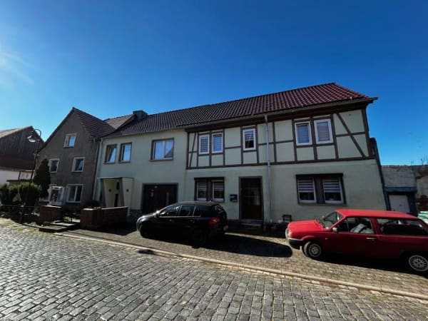 Immobilie in Kelbra (Kyffhäuser) - Zweifamilienhaus mit Nebengelass  - Bild 1