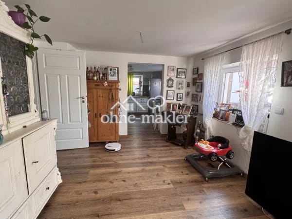 Immobilie in Altdorf bei Nürnberg - Einfamilienhaus/Bauernhaus mit Werkstatt, großem Grundstück, Scheune und Stall - Bild 4