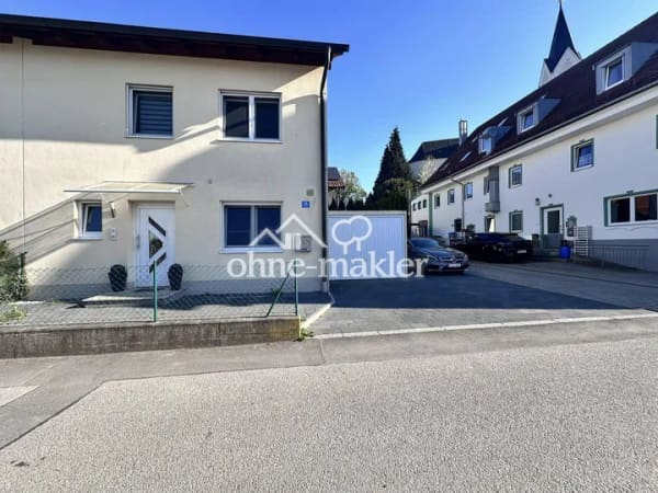 Immobilie in Attenkirchen - Raumwunder in Bestlage -Stillvolle DHH mit 7 Zimmern und TOP Energieeffizienz A+ - Bild 1