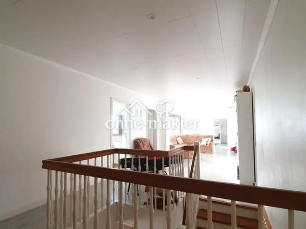 Immobilie in Kirchdorf - Großzügiges Haus mit großem Grundstück - Bild 3
